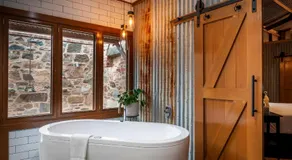 Angaston Saleyards Luxury Accommodation - Image 3