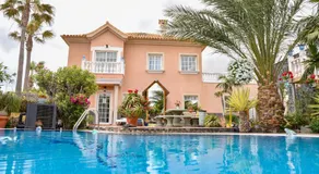 Apartamentos Los Delfines - Image 4