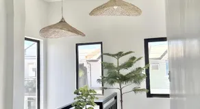 New Modern Suite Near Airport & Beach - Image 4