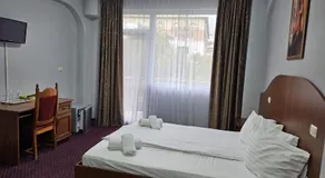 Hotel Ambasador - Image 2