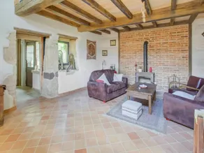 Casa vacanze a Mazeyrolles con giardino - Image 2