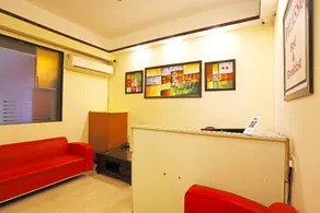 OYO 27927 Hotel Picasso - Image 2