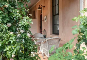 Circa 1890's Cottage★Sleeps 4★Free Wifi★Near Beach - Image 3