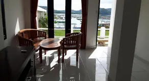 Spear Beach House - Image 2