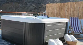 The Orange House - Image 4