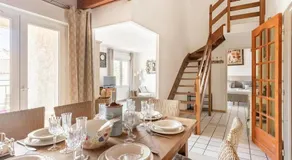 Duplex Appartement 300m De La Mer avec balcon, Wi-Fi et climatisation - Image 2