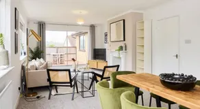 The Oxford Garden House - Spacious 5-Bed Oxford Home with Garden & Balcony - Image 4