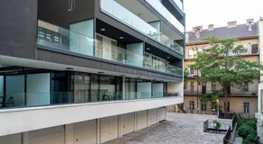 Noir Hotel - Image 5