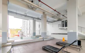 Good Deal Studio at Easton Park Residence Jatinangor Apartment By Travelio - Image 5