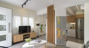 Onar Elegant Beachside Home - Image 2