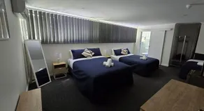 Warners Bay Hotel - Image 3