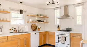 Wild Hair Studio-Stylish Farm Stay w EV charger - Image 5