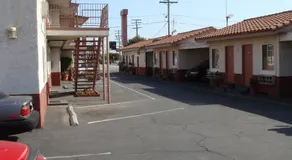 American Inn - Image 3