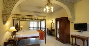 Amar Mahal Orchha - Image 2