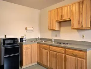 Northwoods Inn and Suites - Image 2
