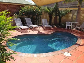 Dolphin Shores - Image 3