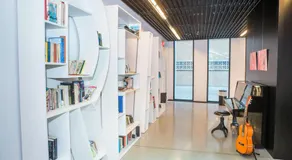 Antwerp Central Youth Hostel - Image 3