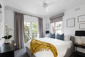 St. James, Art Deco Dream -  2 Bedrooms w/ Aircon - Image 4