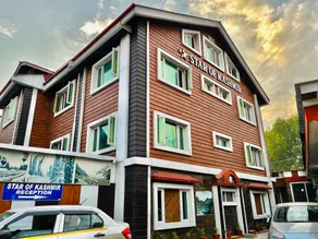 Hotel Star of Kashmir - Image 2