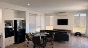 Your Mandurah Getaway with a bathroom in each room! - Image 3