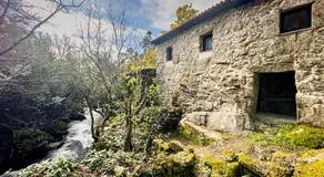 Wylde Roots River House - with natural river swimming pools - Image 4