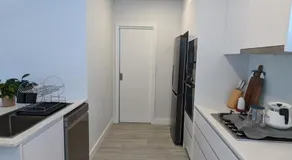 2 bedroom apartment with Garden views in Sydney - Image 4