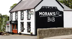 Moran's Bar & B&B - Image 5