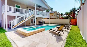 Carolyn's Beach House Bliss - Image 5