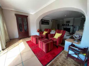 Vintage Serene Villa - Image 5