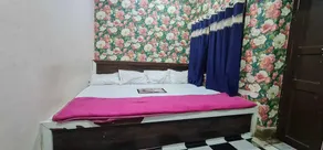 SPOT ON 92405 Hotel Sahu Palace And Restaurant - Image 5