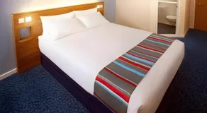 Travelodge Carlisle Central - Image 5