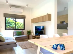 AURA STAY - HeyLanna Private Family Pool Villa walk to Kad Farang - Image 2
