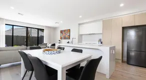 Townhouse on Tod Glenelg North - Image 3