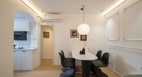 丽都-Mayhome B&B-near the Bund and Nanjing West Road with 2 bedrooms-3 beds elevator apart ment and Nearby West Nanjing Road Metro - Image 3