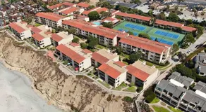 Oceanfront Views, Heated Pool, Hot Tubs, Parking - Image 4