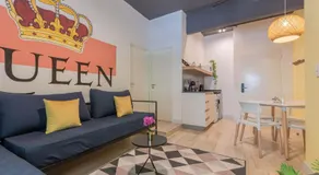 MOT ChicHaus 8 Lux Units 30 pax Daily Housekeeping! - Image 3