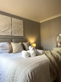 Franklin Suite - Reading City Centre - Free Parking - Close to Station - Image 2