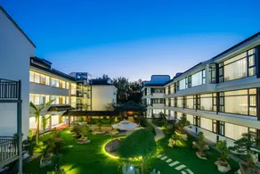 Floral Hotel ·Xunxi Garden Hotel(Nanxun Ancient Town Branch) - Image 2