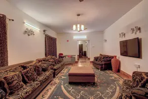OYO Aiwan E Ashraf Suites Near Snow City - Image 2