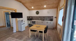 Meander Country Cabins - Image 3