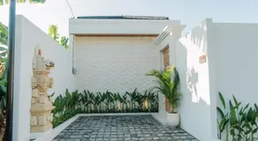 Melviano Suite & Villa - Image 5