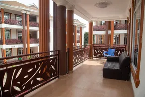 Macoba Luxury Apartments - Image 4