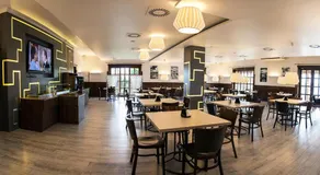 Hotel Fox - Image 3