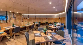 Luxury Lodge - Lener Express - Image 3