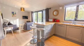 Riverside Cabins - Image 3