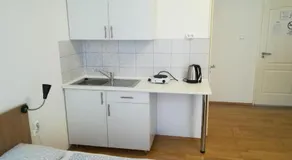 Capital Guesthouse Budapest - Image 2