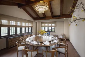 Blossom Hill Yuejingzhuang Hotel - Image 4