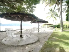 Hotel Pandu Lakeside Tuktuk - Image 3