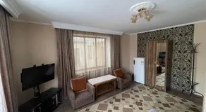 Guest House Eles - Image 2