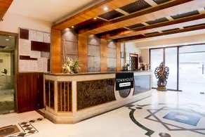 Super Townhouse Padav Square Gwalior Formerly Hotel Shelter - Image 2
